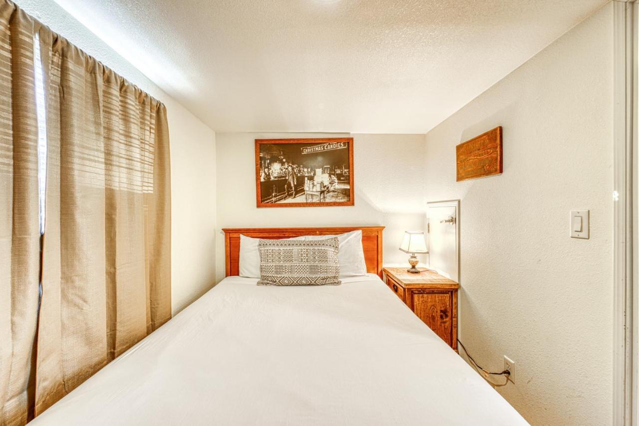 The Pecan @ Mendelbaum Winery Guest Cabins Βίλα Φρέντερικσμπεργκ Εξωτερικό φωτογραφία