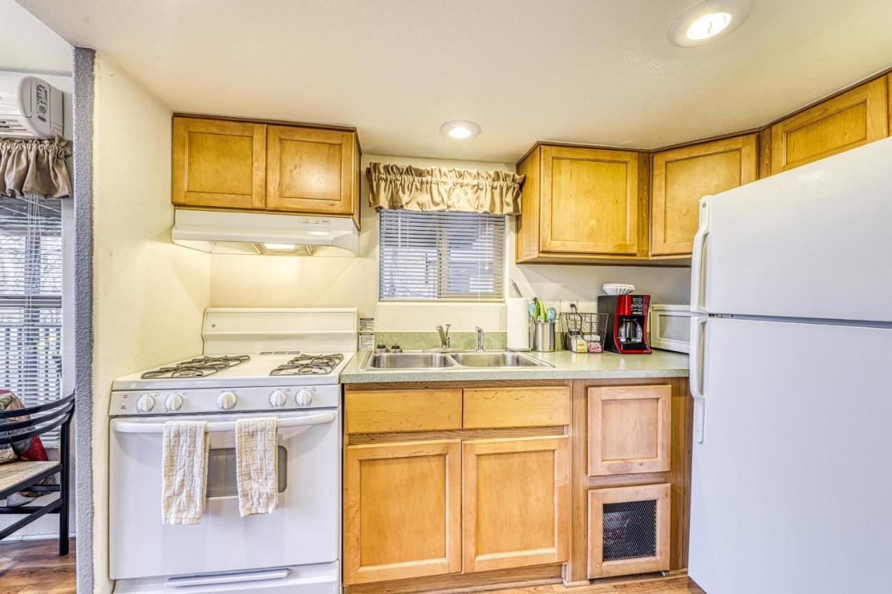 The Pecan @ Mendelbaum Winery Guest Cabins Βίλα Φρέντερικσμπεργκ Εξωτερικό φωτογραφία